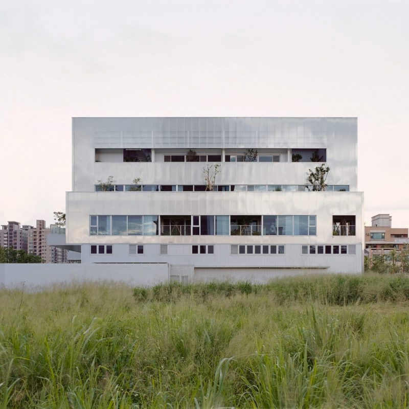 鎰呈行總部建築—環境的使徒